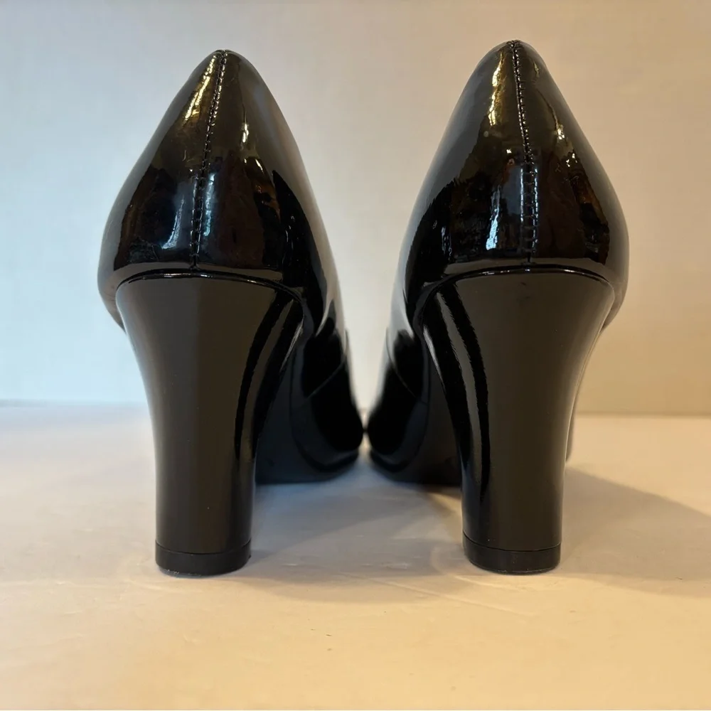 Aerosoles Dolled Up black patent leather block heels shoes size 7W